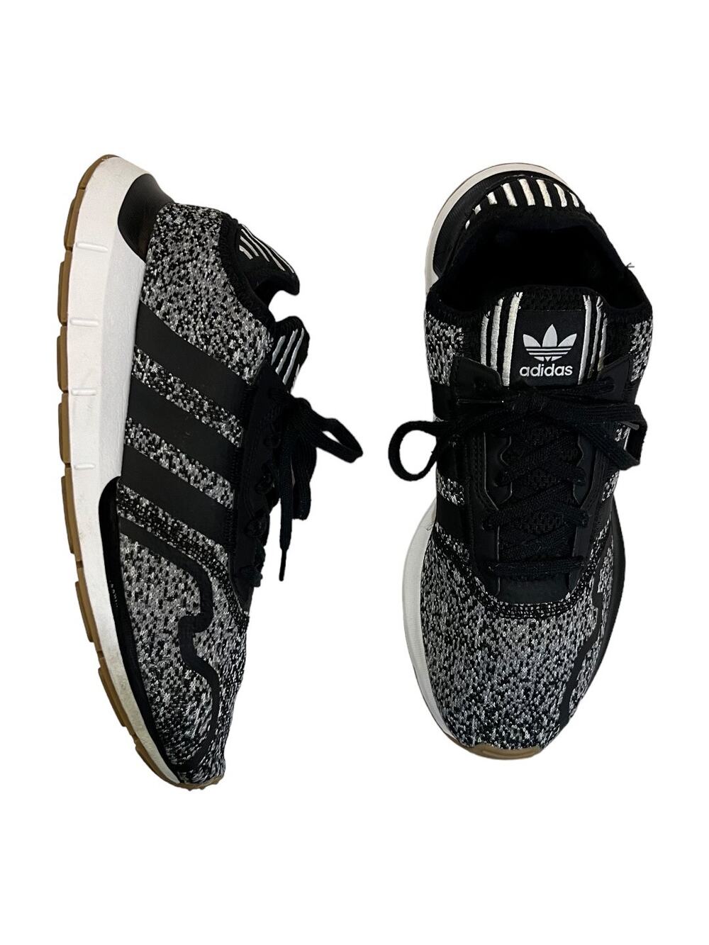 Adidas Men's Swift Essential Sneaker, Black/Black/White size 10